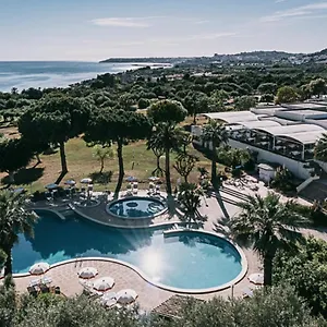 Alicudi Club Hotel